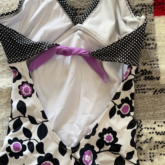 NEW PQ One piece bathing suit - Picture 6 of 6